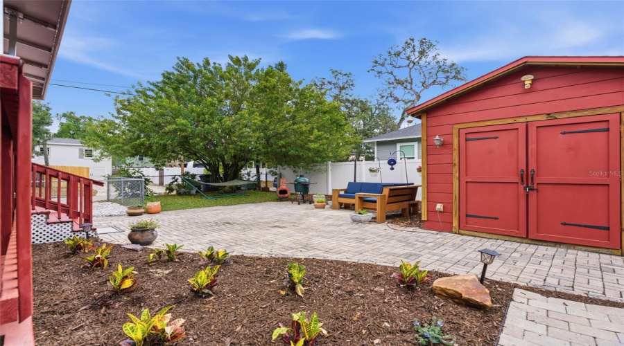 Tampa, Florida 33603, 3 Bedroom Bedrooms, ,2 Bathroombathrooms,Residential,For Sale,Woodrow,0,Mfrtb8511020