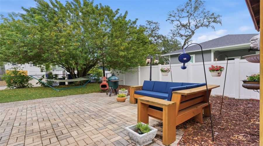 Tampa, Florida 33603, 3 Bedroom Bedrooms, ,2 Bathroombathrooms,Residential,For Sale,Woodrow,0,Mfrtb8511020