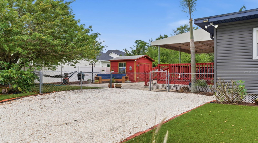 Tampa, Florida 33603, 3 Bedroom Bedrooms, ,2 Bathroombathrooms,Residential,For Sale,Woodrow,0,Mfrtb8511020