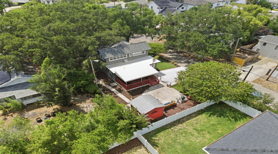 Tampa, Florida 33603, 3 Bedroom Bedrooms, ,2 Bathroombathrooms,Residential,For Sale,Woodrow,0,Mfrtb8511020
