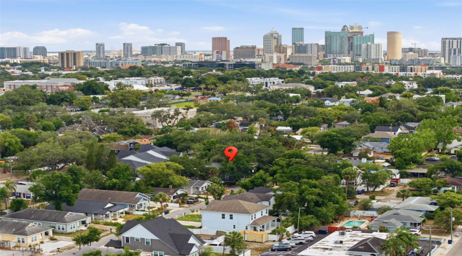 Tampa, Florida 33603, 3 Bedroom Bedrooms, ,2 Bathroombathrooms,Residential,For Sale,Woodrow,0,Mfrtb8511020
