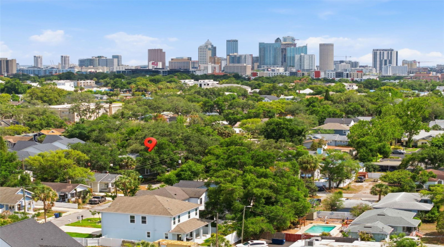 Tampa, Florida 33603, 3 Bedroom Bedrooms, ,2 Bathroombathrooms,Residential,For Sale,Woodrow,0,Mfrtb8511020