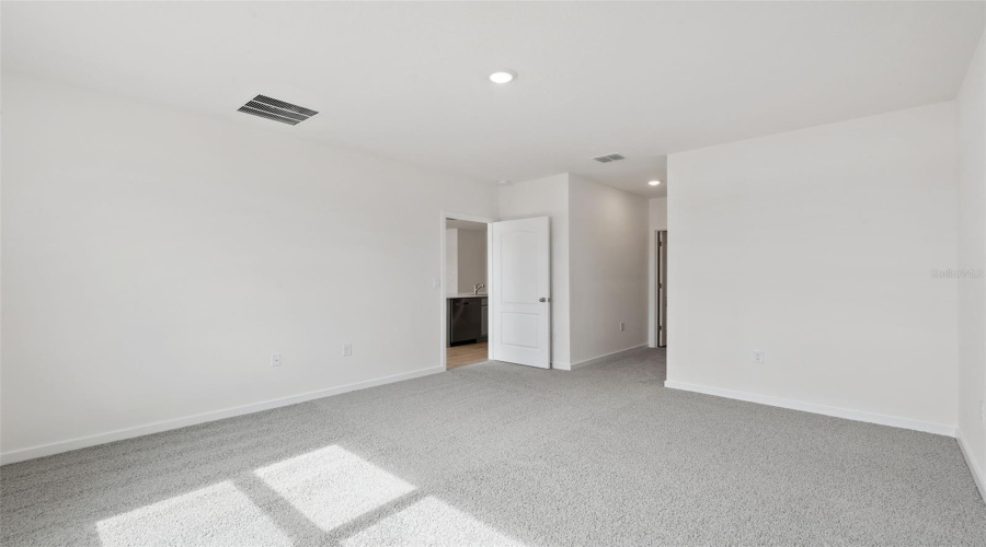 Apopka, Florida 32712, 3 Bedroom Bedrooms, ,2 Bathroombathrooms,Residential,For Sale,Marshelder,0,Mfro6420879