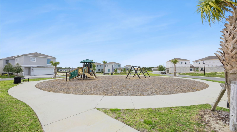 Apopka, Florida 32712, 3 Bedroom Bedrooms, ,2 Bathroombathrooms,Residential,For Sale,Marshelder,0,Mfro6420879