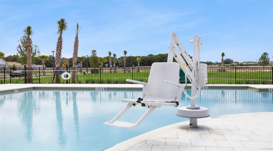 Apopka, Florida 32712, 3 Bedroom Bedrooms, ,2 Bathroombathrooms,Residential,For Sale,Marshelder,0,Mfro6420879