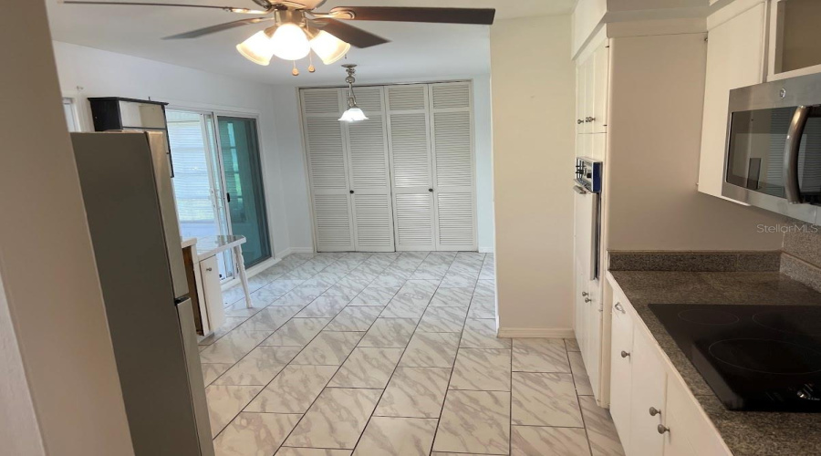 Venice, Florida 34293, 3 Bedroom Bedrooms, ,2 Bathroombathrooms,Residential,For Sale,Shamrock,0,Mfra4681336