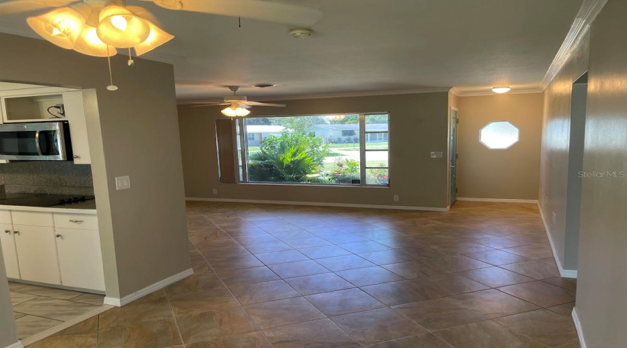 Venice, Florida 34293, 3 Bedroom Bedrooms, ,2 Bathroombathrooms,Residential,For Sale,Shamrock,0,Mfra4681336