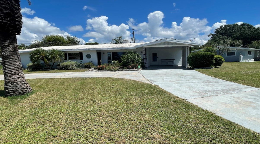 Venice, Florida 34293, 3 Bedroom Bedrooms, ,2 Bathroombathrooms,Residential,For Sale,Shamrock,0,Mfra4681336