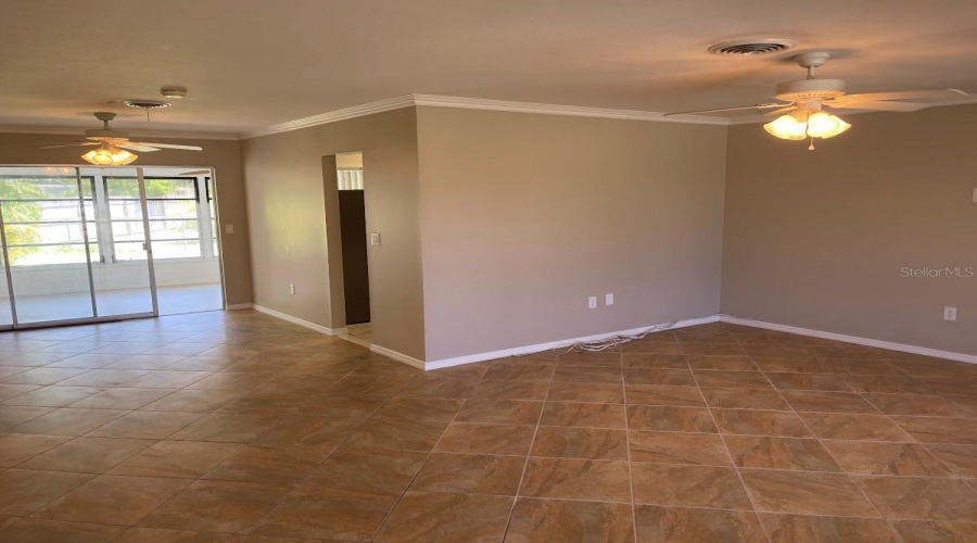 Venice, Florida 34293, 3 Bedroom Bedrooms, ,2 Bathroombathrooms,Residential,For Sale,Shamrock,0,Mfra4681336
