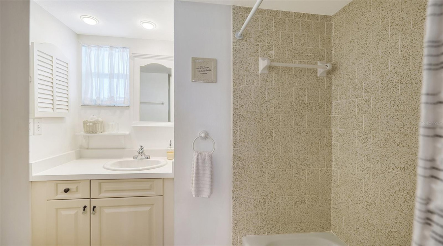 Sarasota, Florida 34242, 1 Bedroom Bedrooms, ,1 Bathroombathrooms,Residential,For Sale,Midnight Pass,0,Mfra4692488