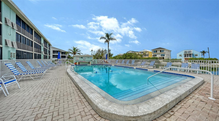 Sarasota, Florida 34242, 1 Bedroom Bedrooms, ,1 Bathroombathrooms,Residential,For Sale,Midnight Pass,0,Mfra4692488