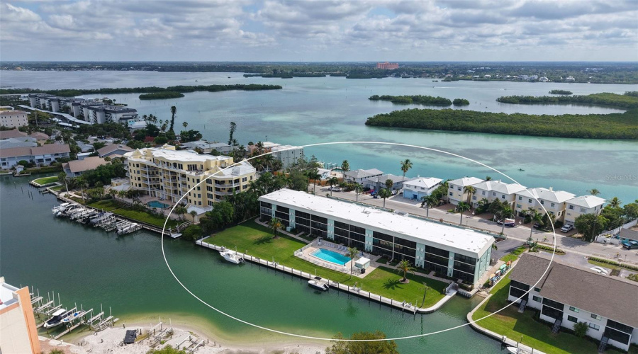 Sarasota, Florida 34242, 1 Bedroom Bedrooms, ,1 Bathroombathrooms,Residential,For Sale,Midnight Pass,0,Mfra4692488
