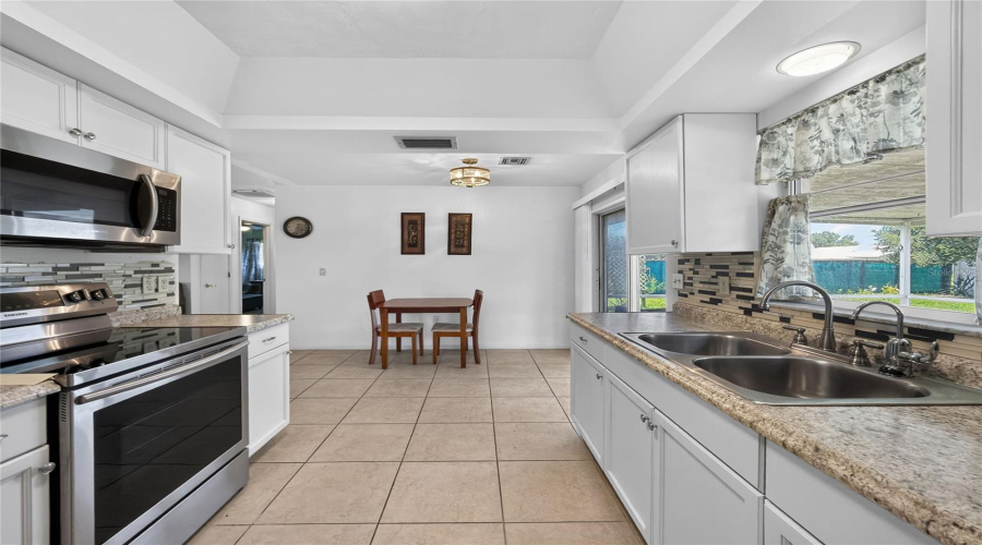 Englewood, Florida 34224, 2 Bedroom Bedrooms, ,1 Bathroombathrooms,Residential,For Sale,Ceres,0,Mfrd6148454