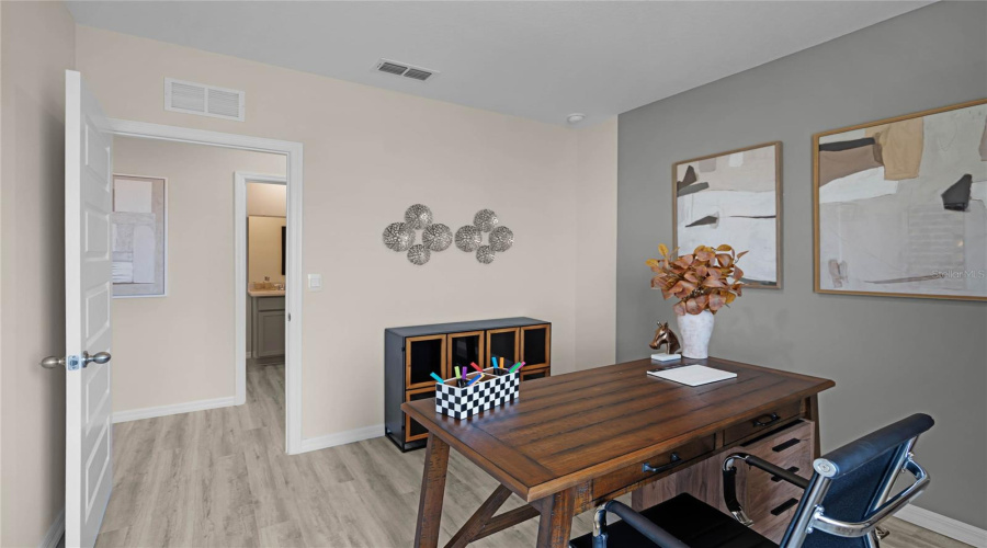 Winter Haven, Florida 33884, 4 Bedroom Bedrooms, ,2 Bathroombathrooms,Residential,For Sale,Hummingbird,0,Mfro6420366