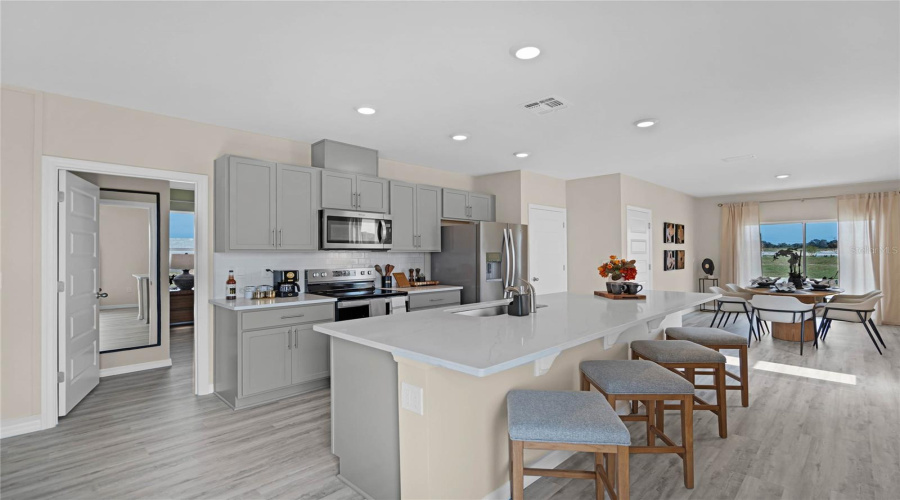 Winter Haven, Florida 33884, 4 Bedroom Bedrooms, ,2 Bathroombathrooms,Residential,For Sale,Hummingbird,0,Mfro6420366