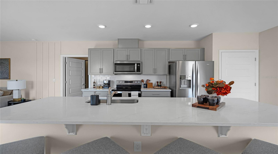 Winter Haven, Florida 33884, 4 Bedroom Bedrooms, ,2 Bathroombathrooms,Residential,For Sale,Hummingbird,0,Mfro6420366