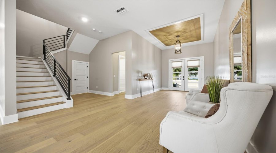 Tampa, Florida 33629, 5 Bedroom Bedrooms, ,5 Bathroombathrooms,Residential,For Sale,Bay To Bay,0,Mfrtb8518459