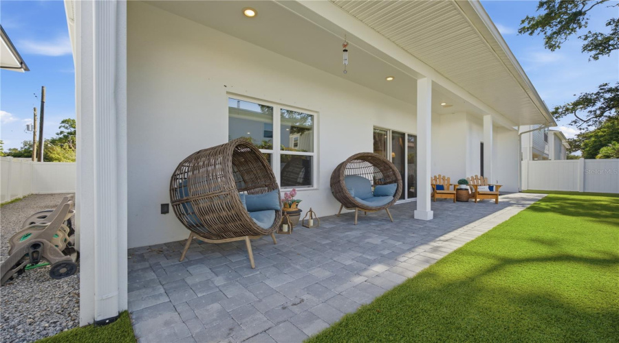 Tampa, Florida 33629, 5 Bedroom Bedrooms, ,5 Bathroombathrooms,Residential,For Sale,Bay To Bay,0,Mfrtb8518459