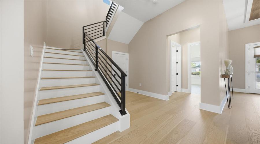 Tampa, Florida 33629, 5 Bedroom Bedrooms, ,5 Bathroombathrooms,Residential,For Sale,Bay To Bay,0,Mfrtb8518459