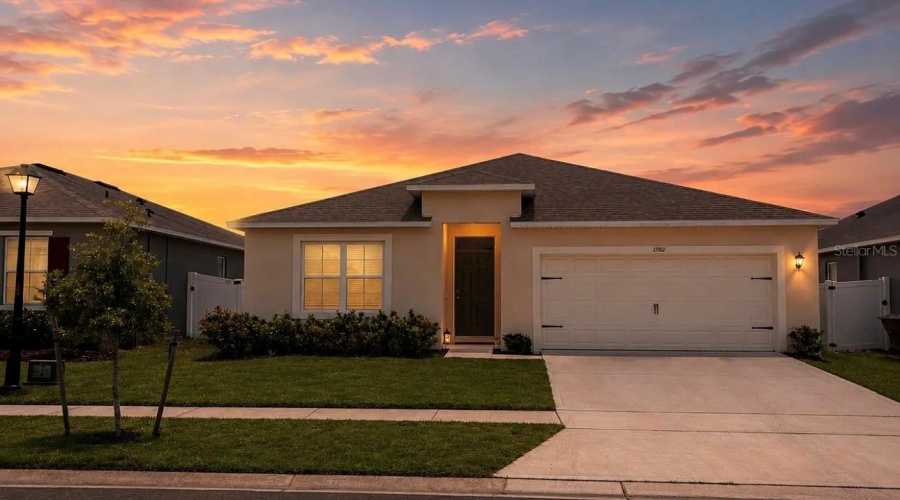 Kissimmee, Florida 34744, 4 Bedroom Bedrooms, ,2 Bathroombathrooms,Residential,For Sale,Hideout,0,Mfrs5152167