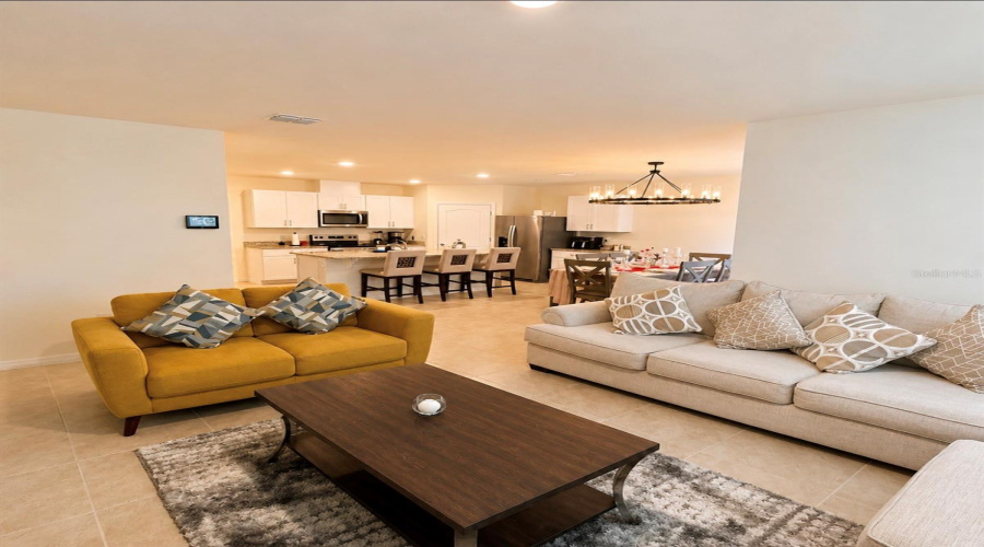Kissimmee, Florida 34744, 4 Bedroom Bedrooms, ,2 Bathroombathrooms,Residential,For Sale,Hideout,0,Mfrs5152167
