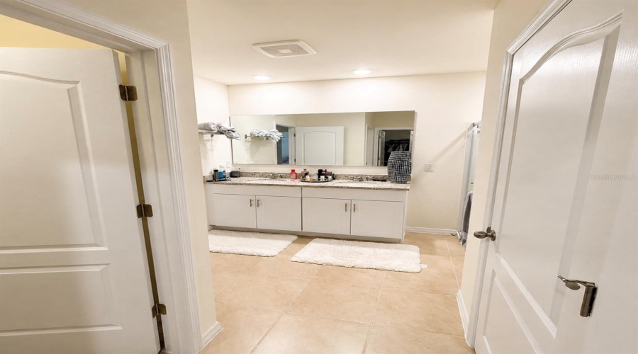 Kissimmee, Florida 34744, 4 Bedroom Bedrooms, ,2 Bathroombathrooms,Residential,For Sale,Hideout,0,Mfrs5152167