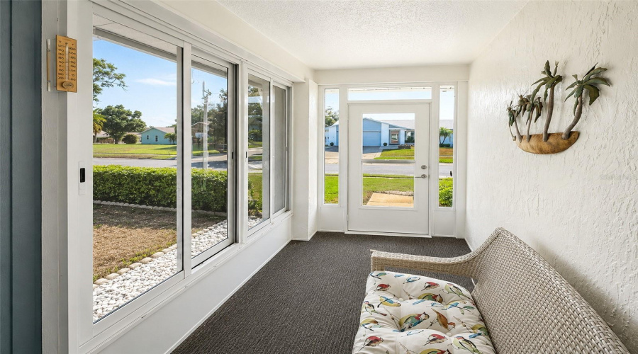 Palm Harbor, Florida 34684, 2 Bedroom Bedrooms, ,2 Bathroombathrooms,Residential,For Sale,Macalpin,0,Mfrtb8533663