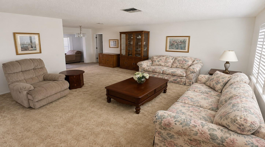 Palm Harbor, Florida 34684, 2 Bedroom Bedrooms, ,2 Bathroombathrooms,Residential,For Sale,Macalpin,0,Mfrtb8533663