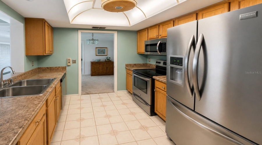 Palm Harbor, Florida 34684, 2 Bedroom Bedrooms, ,2 Bathroombathrooms,Residential,For Sale,Macalpin,0,Mfrtb8533663