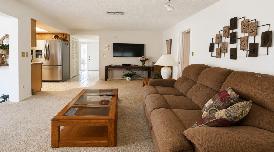 Palm Harbor, Florida 34684, 2 Bedroom Bedrooms, ,2 Bathroombathrooms,Residential,For Sale,Macalpin,0,Mfrtb8533663