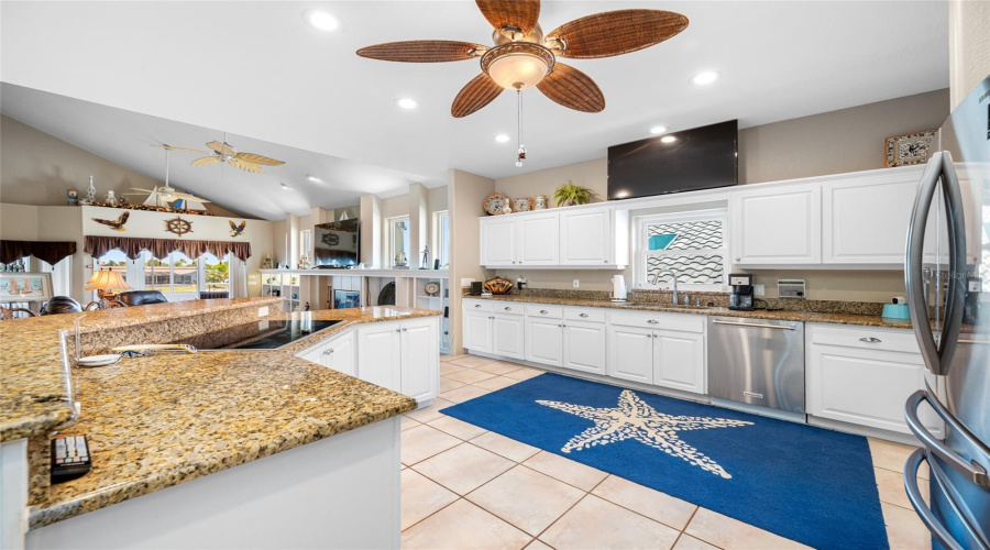 Apollo Beach, Florida 33572, 5 Bedroom Bedrooms, ,5 Bathroombathrooms,Residential,For Sale,Symphony Isles,0,Mfrtb8541248