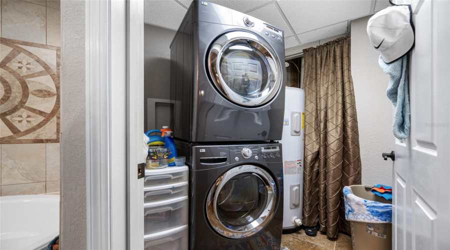 Apollo Beach, Florida 33572, 5 Bedroom Bedrooms, ,5 Bathroombathrooms,Residential,For Sale,Symphony Isles,0,Mfrtb8541248