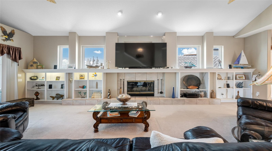 Apollo Beach, Florida 33572, 5 Bedroom Bedrooms, ,5 Bathroombathrooms,Residential,For Sale,Symphony Isles,0,Mfrtb8541248