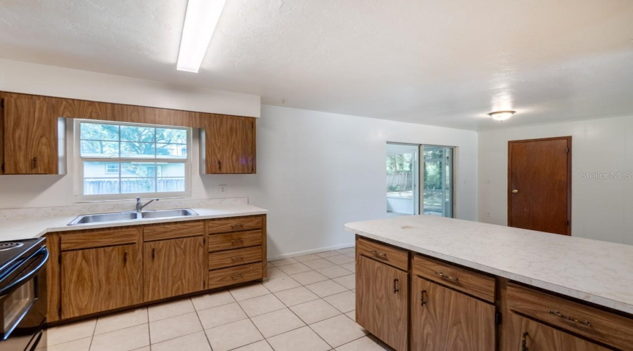 Newberry, Florida 32669, 3 Bedroom Bedrooms, ,2 Bathroombathrooms,Residential,For Sale,7,0,Mfrgc543019