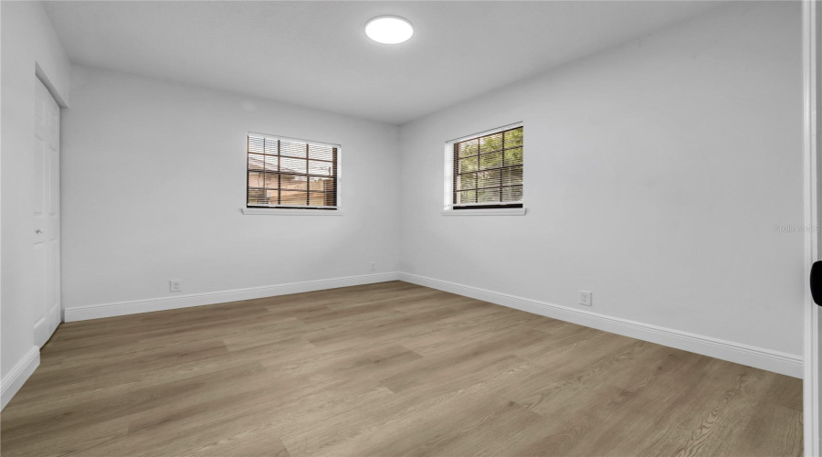 Tampa, Florida 33613, 2 Bedroom Bedrooms, ,2 Bathroombathrooms,Residential,For Sale,Fisher,0,Mfrtb8536008