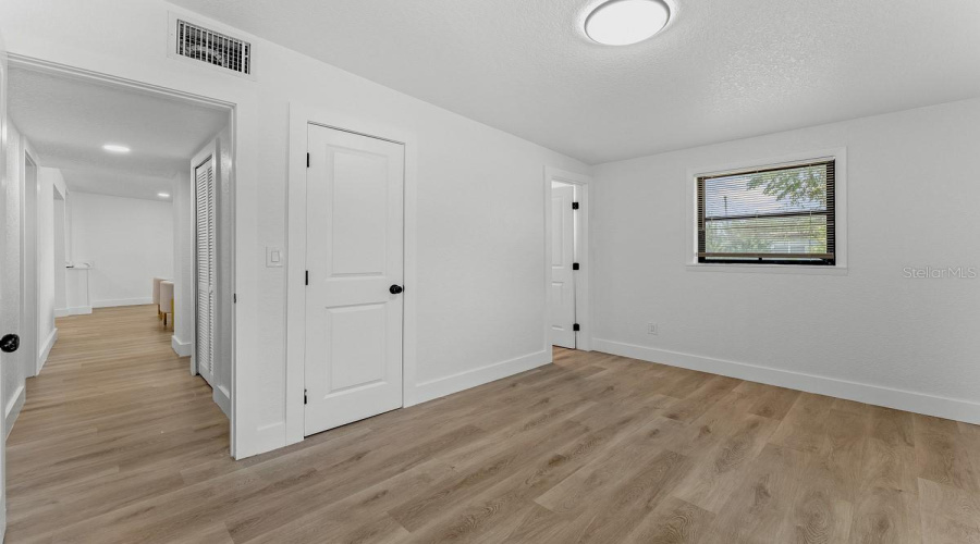 Longwood, Florida 32750, 5 Bedroom Bedrooms, ,3 Bathroombathrooms,Residential,For Sale,Logan,0,Mfro6422103