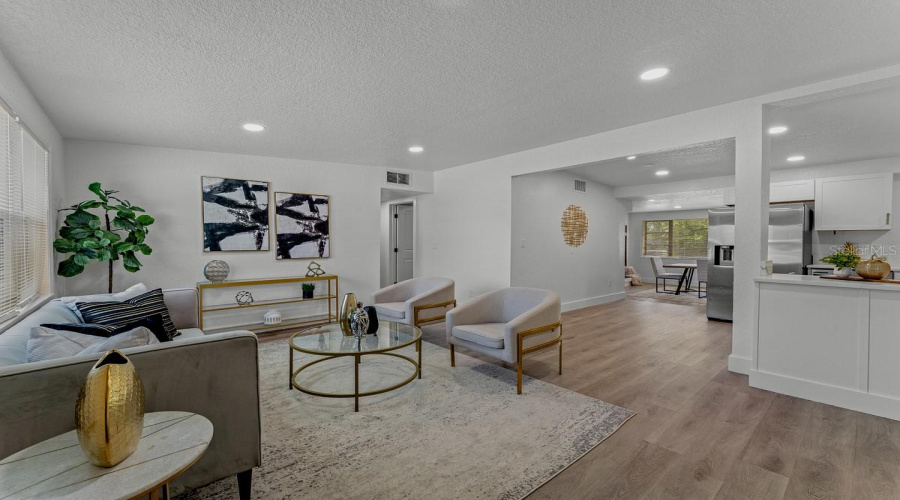 Longwood, Florida 32750, 5 Bedroom Bedrooms, ,3 Bathroombathrooms,Residential,For Sale,Logan,0,Mfro6422103