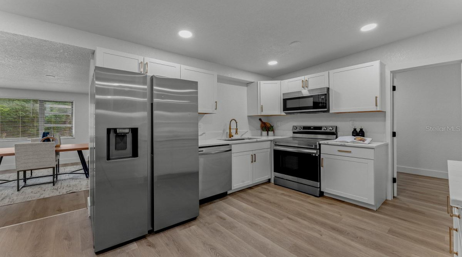 Longwood, Florida 32750, 5 Bedroom Bedrooms, ,3 Bathroombathrooms,Residential,For Sale,Logan,0,Mfro6422103