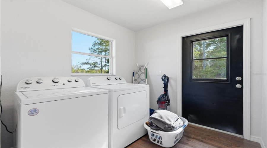 Ocala, Florida 34472, 4 Bedroom Bedrooms, ,3 Bathroombathrooms,Residential,For Sale,Sunrise,0,Mfrom722213