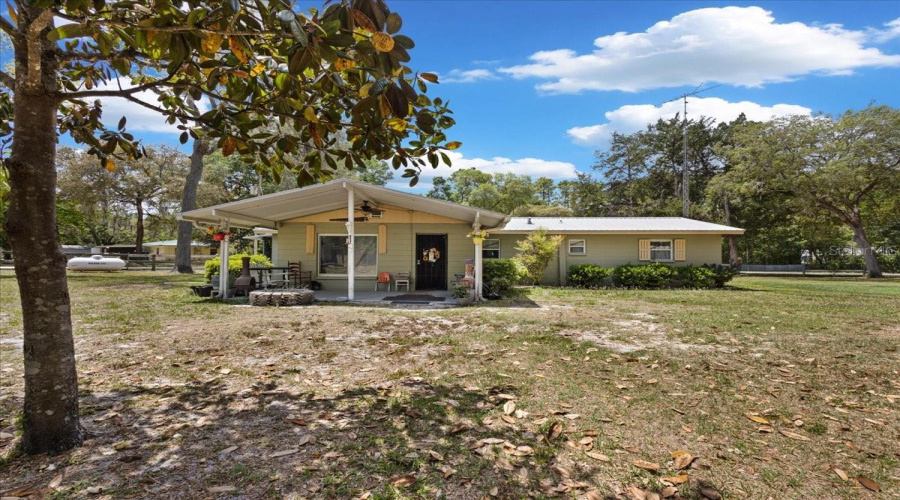 Chiefland, Florida 32626, 3 Bedroom Bedrooms, ,2 Bathroombathrooms,Residential,For Sale,127Th,0,Mfrgc539443