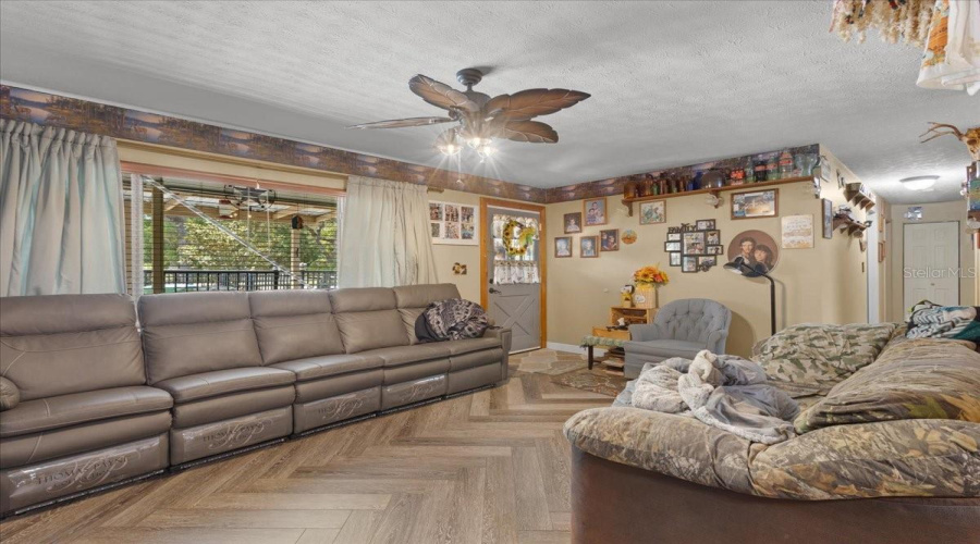 Chiefland, Florida 32626, 3 Bedroom Bedrooms, ,2 Bathroombathrooms,Residential,For Sale,127Th,0,Mfrgc539443
