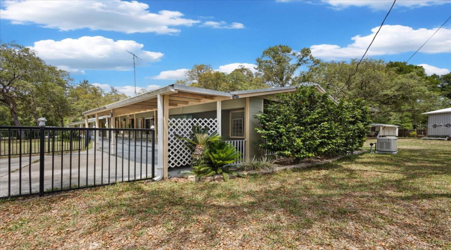 Chiefland, Florida 32626, 3 Bedroom Bedrooms, ,2 Bathroombathrooms,Residential,For Sale,127Th,0,Mfrgc539443