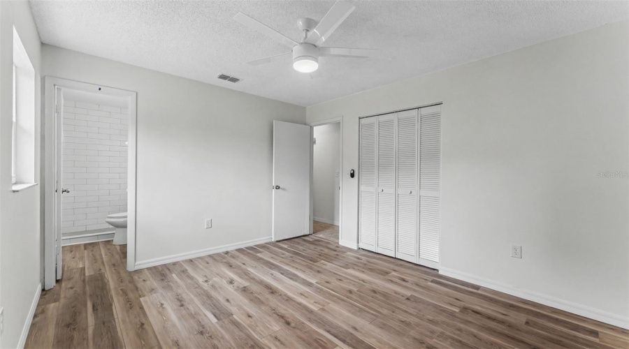 Lakeland, Florida 33810, 3 Bedroom Bedrooms, ,2 Bathroombathrooms,Residential,For Sale,Grove,0,Mfrl4963616