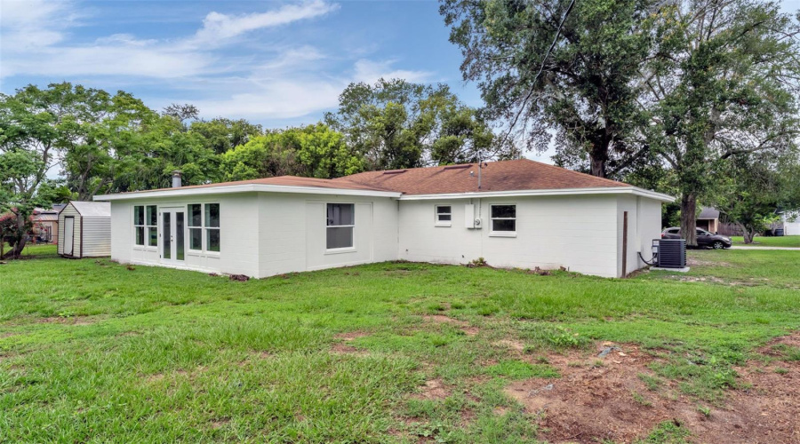 Lakeland, Florida 33810, 3 Bedroom Bedrooms, ,2 Bathroombathrooms,Residential,For Sale,Grove,0,Mfrl4963616