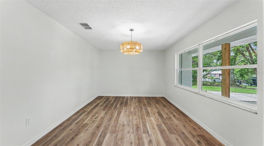 Lakeland, Florida 33810, 3 Bedroom Bedrooms, ,2 Bathroombathrooms,Residential,For Sale,Grove,0,Mfrl4963616