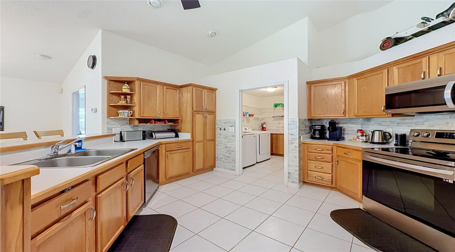 Inverness, Florida 34453, 3 Bedroom Bedrooms, ,2 Bathroombathrooms,Residential,For Sale,Timucuan,0,Mfrs5117720