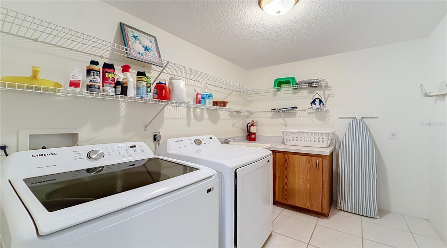 Inverness, Florida 34453, 3 Bedroom Bedrooms, ,2 Bathroombathrooms,Residential,For Sale,Timucuan,0,Mfrs5117720