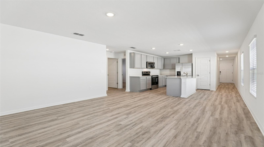 Winter Haven, Florida 33884, 3 Bedroom Bedrooms, ,2 Bathroombathrooms,Residential,For Sale,White Indigo,0,Mfro6427924
