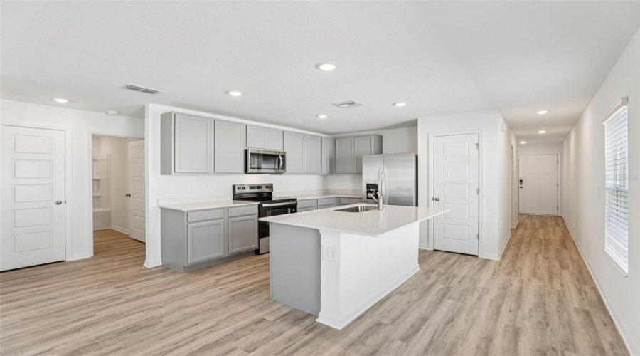 Winter Haven, Florida 33884, 3 Bedroom Bedrooms, ,2 Bathroombathrooms,Residential,For Sale,White Indigo,0,Mfro6427924