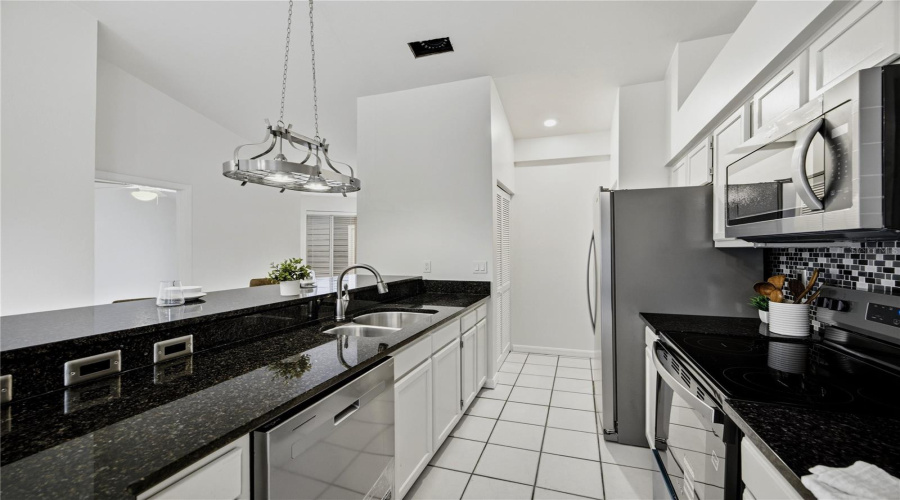 Newberry, Florida 32669, 3 Bedroom Bedrooms, ,2 Bathroombathrooms,Residential,For Sale,124Th,0,Mfrgc542260